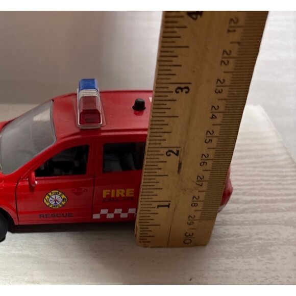 Diecast Red Fire Rescue SUV Toy W/ Opening Doors & Emergency Lights 5" - Picture 10 of 10